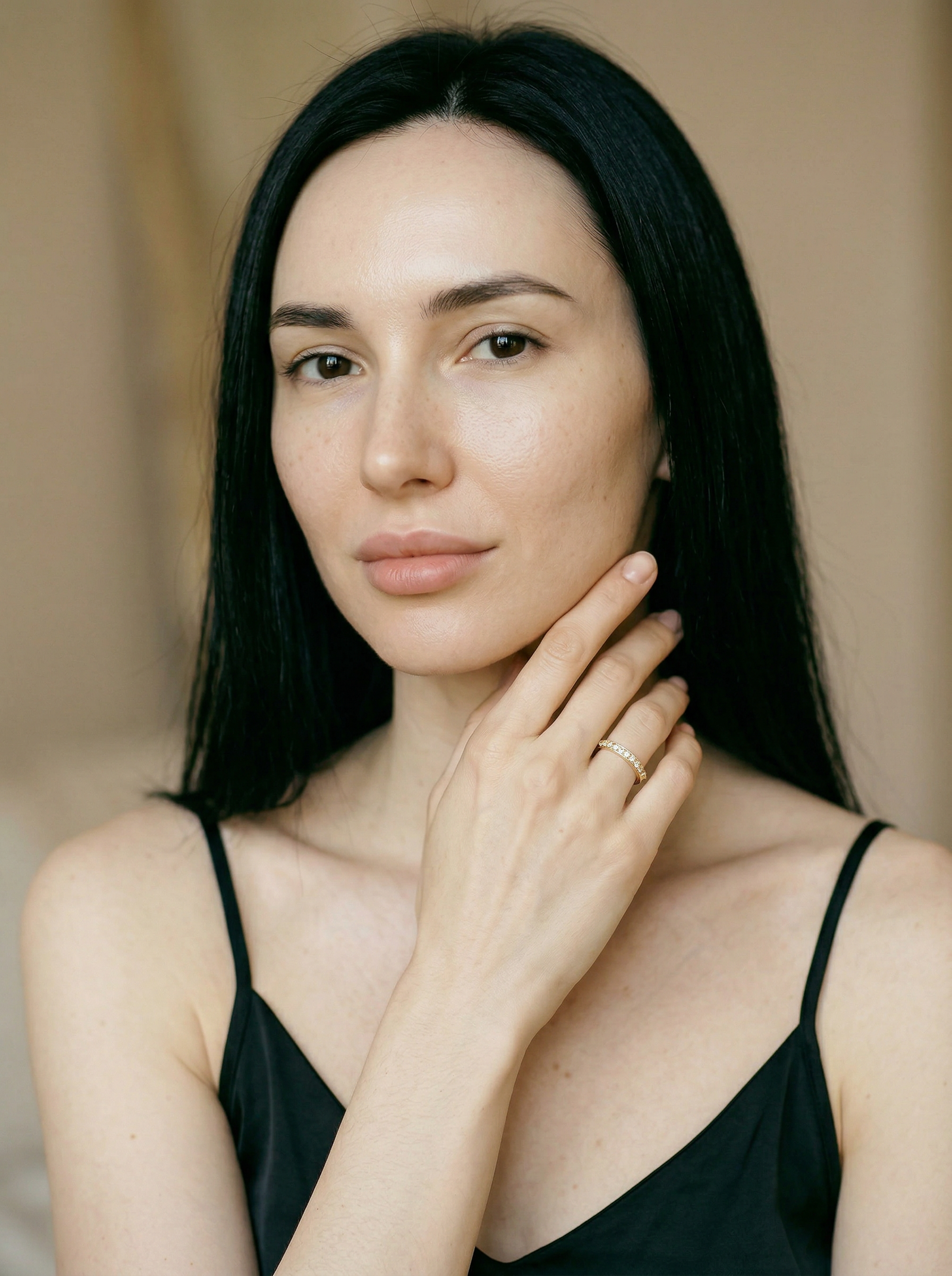 CHEN intimate close-up